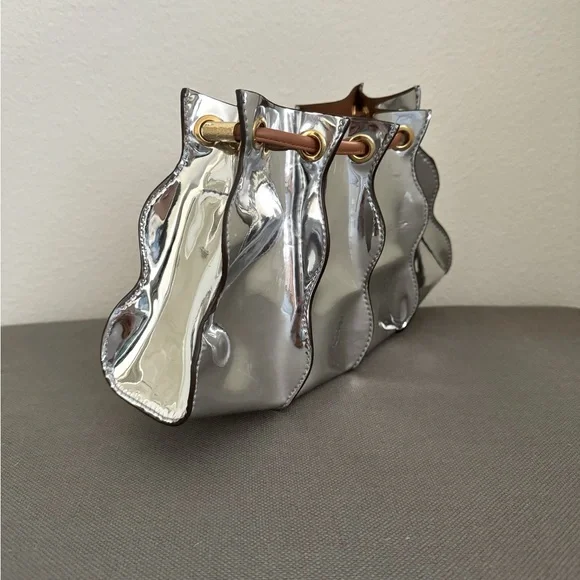 Ulla Johnson Adria Pleated Wave Leather Wristlet / Crossbody Bag. EUC. - Picture 2 of 9